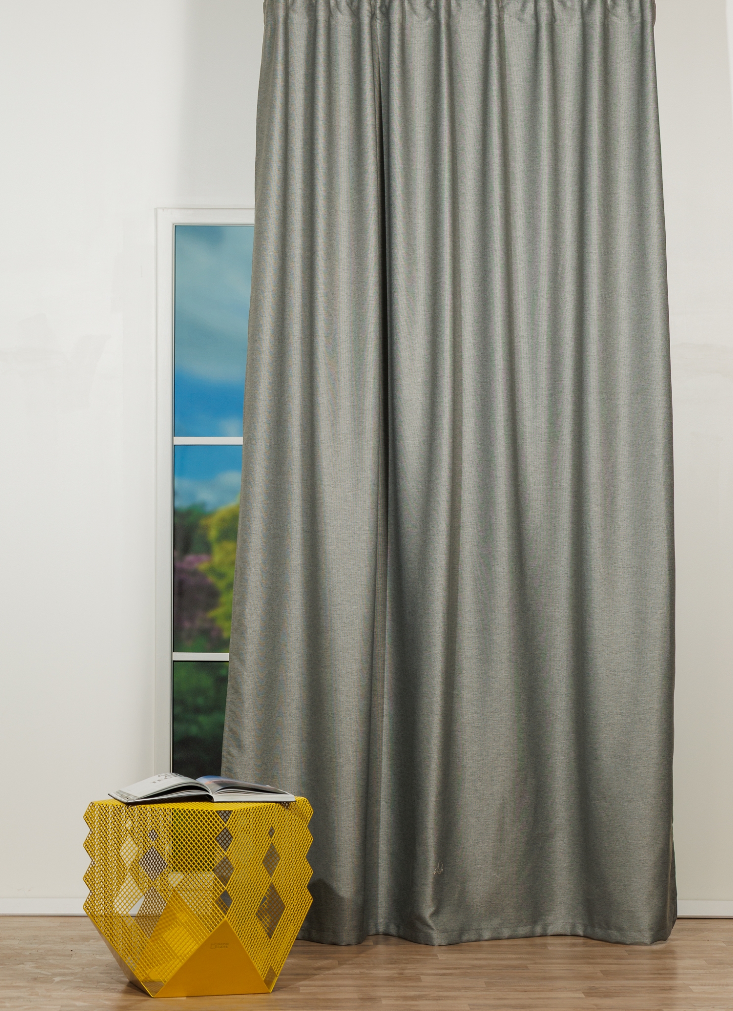Amadeo dark grey C4