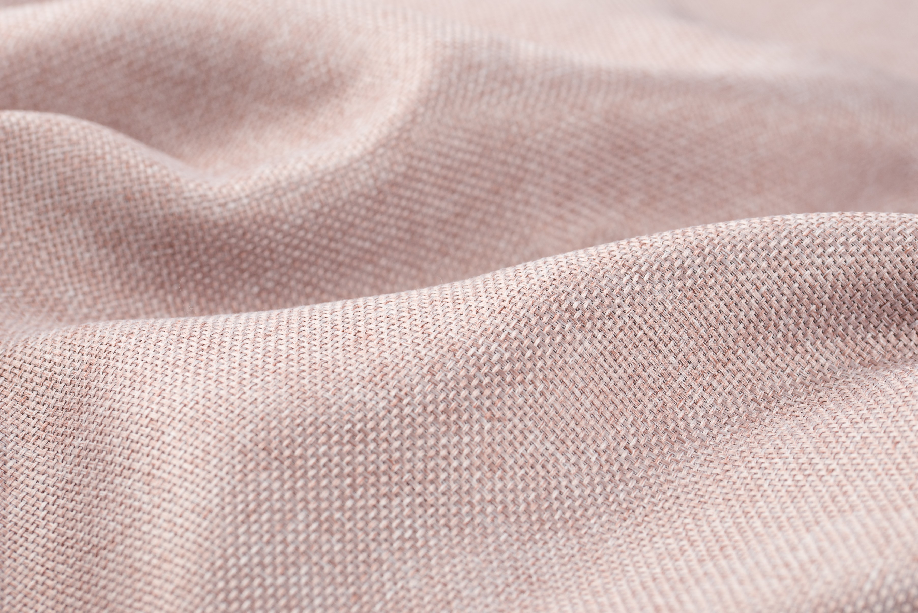 Pink 7B