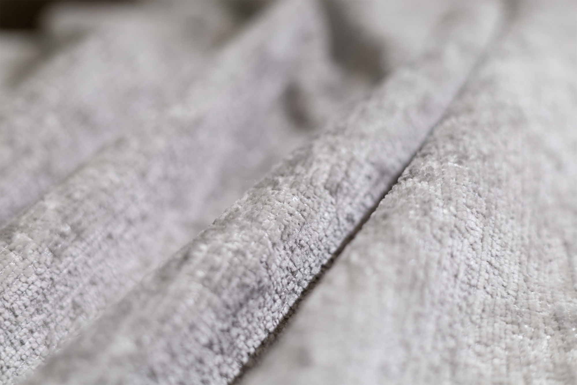 Leon Grey 02 Curtain
