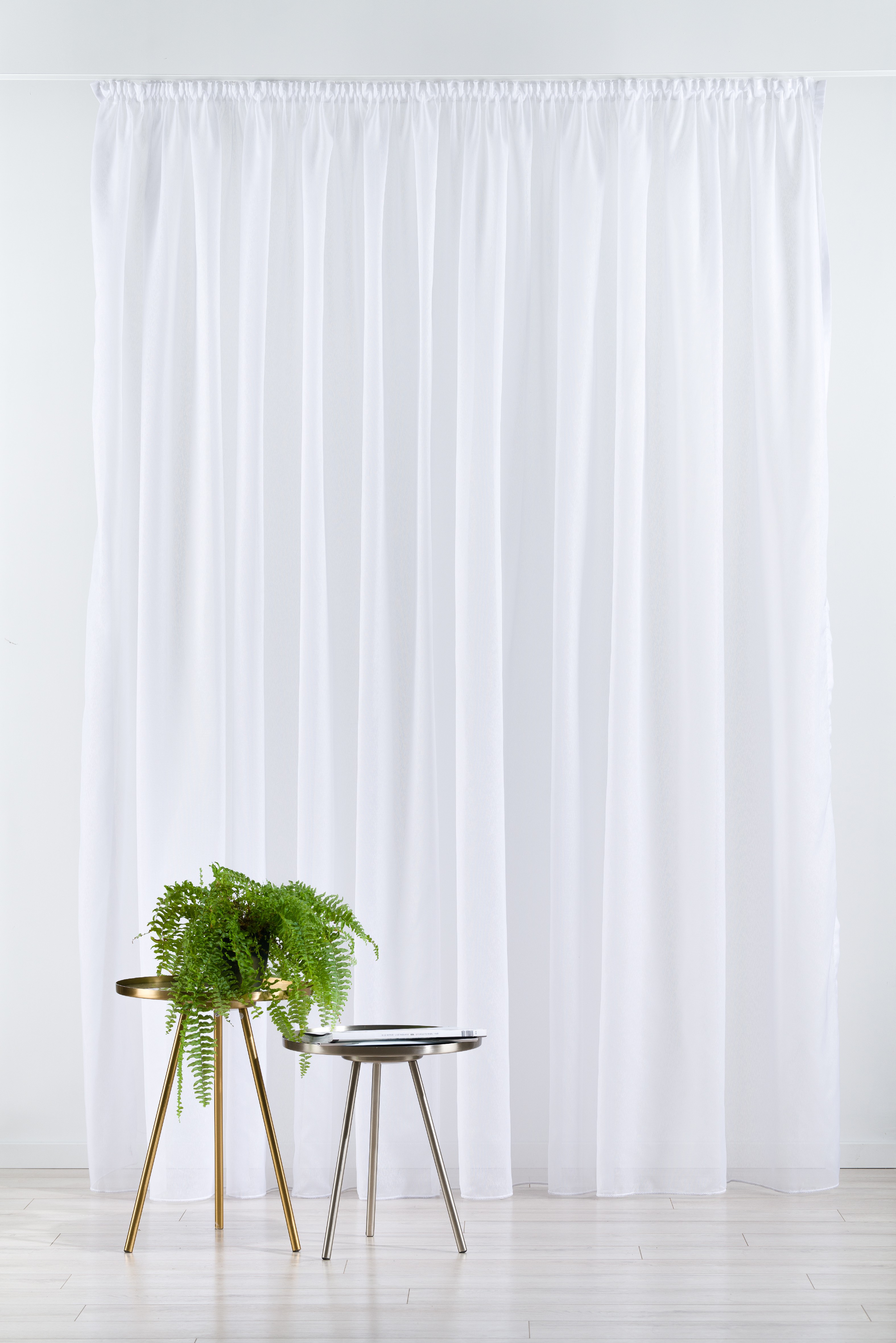 Sable White T01